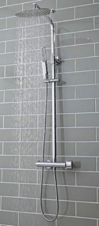 Marco Oval Rigid Riser Shower